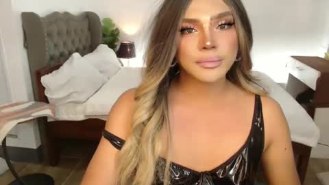 Snapshot of jesie_hot69 chatting on 02.26.25 jesie_hot69 online show from 02.26.25