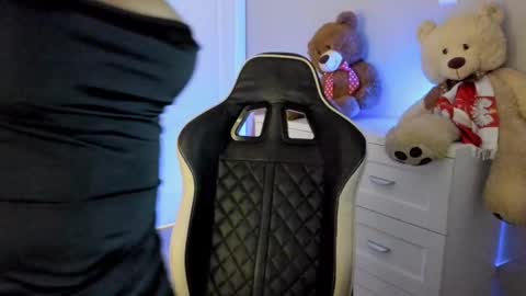 jess1ca_rabb1t online show from 01.23.25