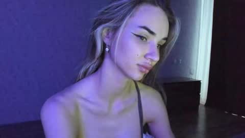jess1ca_rabb1t online show from 11.15.25