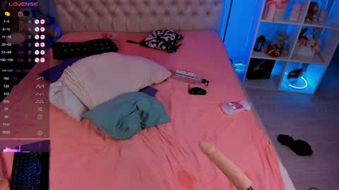 Jess online show from 12.21.24