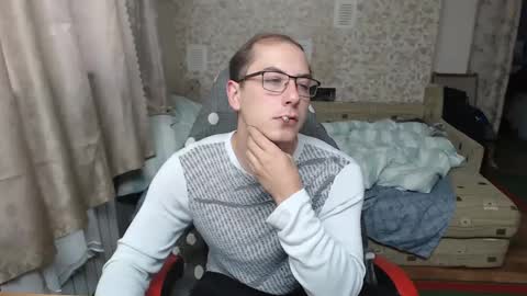 Snapshot of jess_nest chatting on 09.25.25 Jess online show from 09.25.25