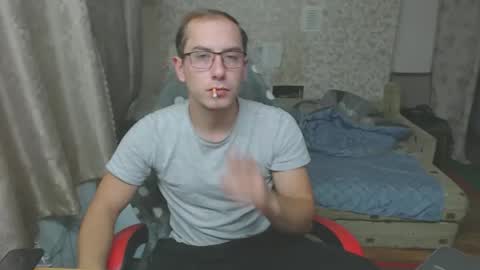 Snapshot of jess_nest chatting on 10.10.25 Jess online show from 10.10.25