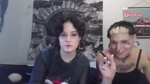 Jess and Pup online show from 09.12.25