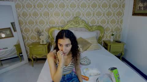 jessb_ online show from 11.04.25