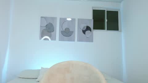 Snapshot of jessdant_luv chatting on 06.25.26 Hello we are Jesse and Dante. online show from 06.25.26