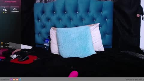 Snapshot of jessi1986_ chatting on 01.18.25 Jessie online show from 01.18.25