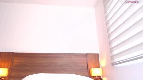 Snapshot of jessi_ocean chatting on 12.16.24 I AM JESSI online show from 12.16.24