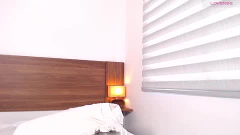 Snapshot of jessi_ocean chatting on 02.28.25 I AM JESSI online show from 02.28.25