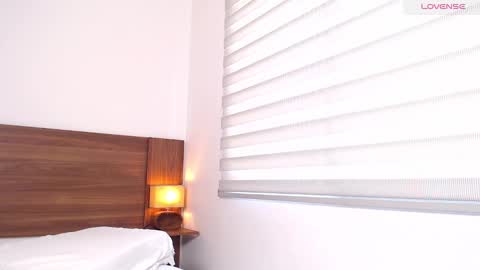 Snapshot of jessi_ocean chatting on 03.01.25 I AM JESSI online show from 03.01.25