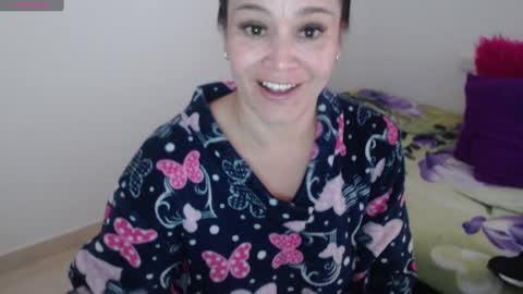 Snapshot of jessi_robertss chatting on 12.04.24 jessica online show from 12.04.24