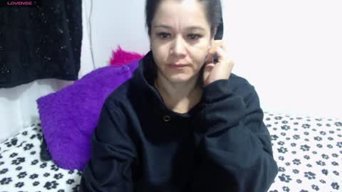 Snapshot of jessi_robertss chatting on 02.11.25 jessica online show from 02.11.25