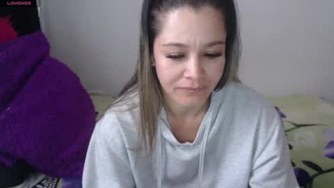 Snapshot of jessi_robertss chatting on 03.03.25 jessica online show from 03.03.25