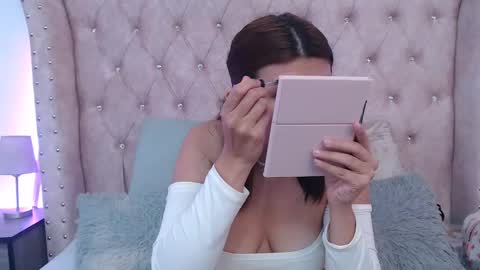 Jessica  online show from 01.30.25