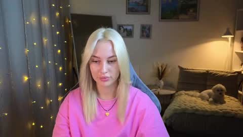 Snapshot of jessica_hanson chatting on 12.17.24 Jessy online show from 12.17.24