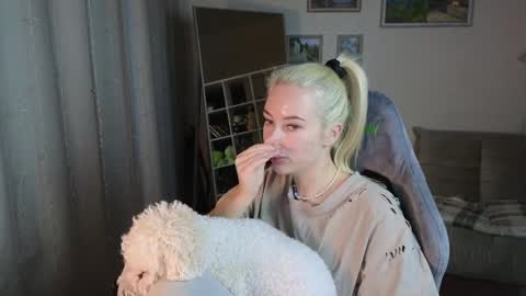 Snapshot of jessica_hanson chatting on 01.25.25 Jessy online show from 01.25.25
