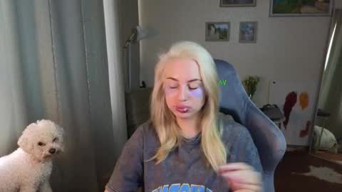 Snapshot of jessica_hanson chatting on 02.15.25 Jessy online show from 02.15.25