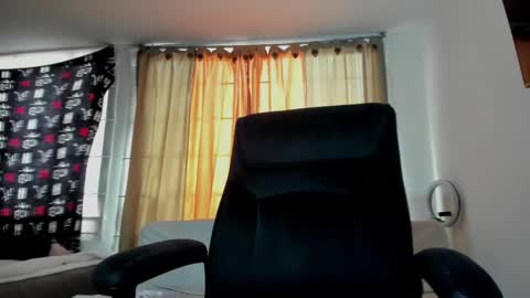 jessica_rabbit777_ online show from 02.16.25