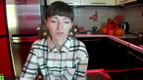 Snapshot of jessicaforris chatting on 10.01.25 jessicaforris online show from 10.01.25