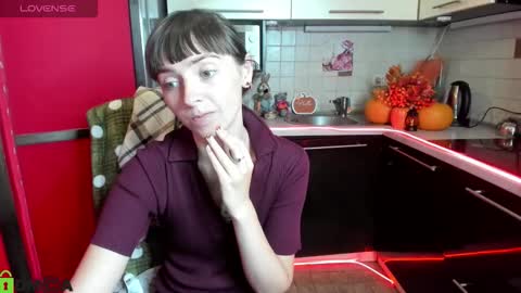 Snapshot of jessicaforris chatting on 10.18.25 jessicaforris online show from 10.18.25