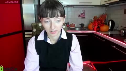 Snapshot of jessicaforris chatting on 10.23.25 jessicaforris online show from 10.23.25