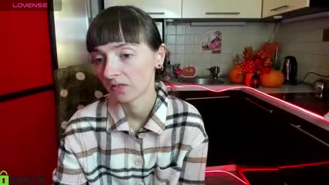 Snapshot of jessicaforris chatting on 10.24.25 jessicaforris online show from 10.24.25