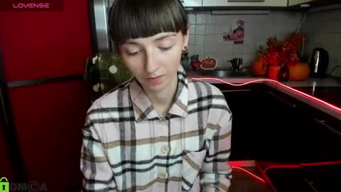 Snapshot of jessicaforris chatting on 11.04.25 jessicaforris online show from 11.04.25