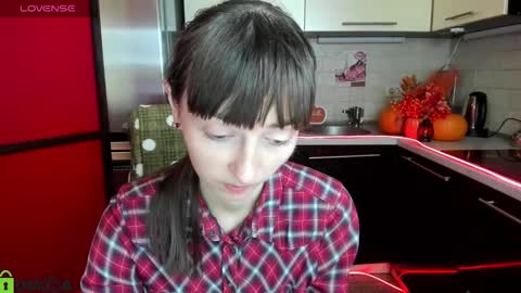 Snapshot of jessicaforris chatting on 11.07.25 jessicaforris online show from 11.07.25