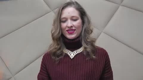 Snapshot of jessicagibson chatting on 01.14.25 Jessica online show from 01.14.25