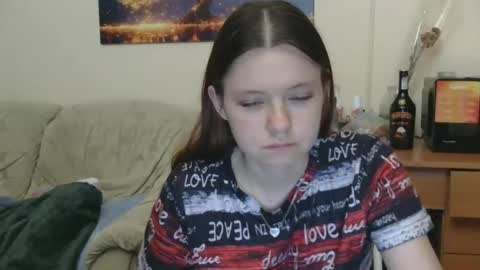 jessicaholland1 online show from 05.18.26
