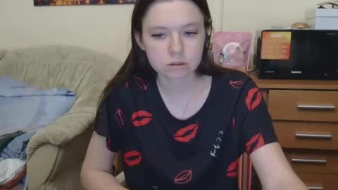 jessicaholland1 online show from 05.31.26