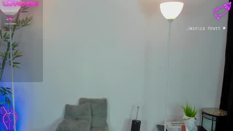  Jessica Pratt  IG jessicaxpratt online show from 02.19.25