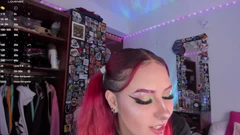 Snapshot of jessie_williams_01 chatting on 01.23.25 Your Sweet Angel online show from 01.23.25