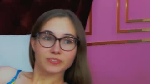 JessieJuss online show from 10.15.25