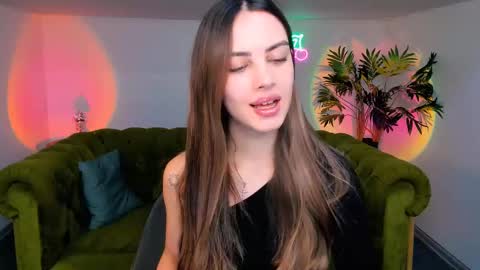 Snapshot of jesskats chatting on 09.15.25 Jesskats online show from 09.15.25