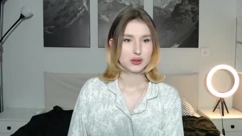 jessstonem online show from 11.26.25