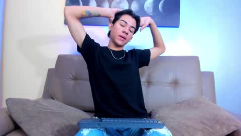 Jessy Mateus online show from 12.04.24