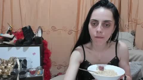 Snapshot of jessylonghair chatting on 06.12.26 Jessylonghair online show from 06.12.26