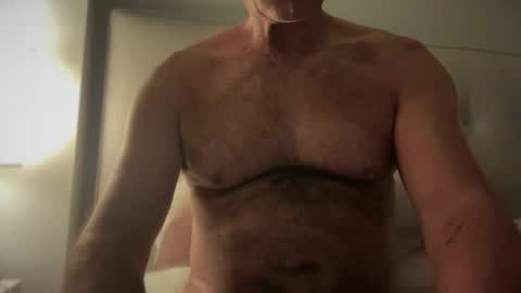 Snapshot of jesuiscoquinoui chatting on 10.26.25 Jesuiscoquin online show from 10.26.25