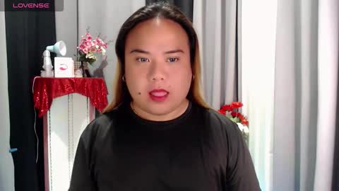 Snapshot of jesy_001 chatting on 10.25.25 jesy_001 online show from 10.25.25