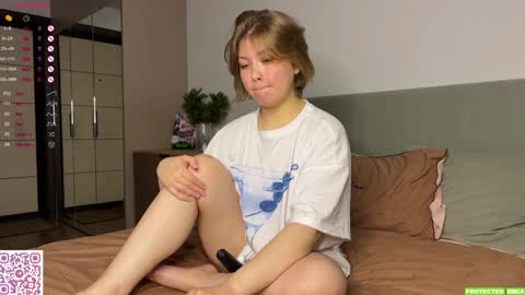 Snapshot of jettamona chatting on 02.04.25 Mona online show from 02.04.25