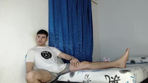 Snapshot of jeycob_happy97 chatting on 12.17.24 Juan David online show from 12.17.24