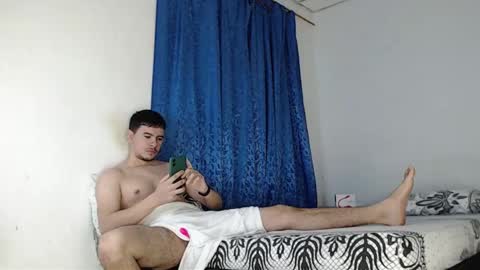 Snapshot of jeycob_happy97 chatting on 12.21.24 Juan David online show from 12.21.24