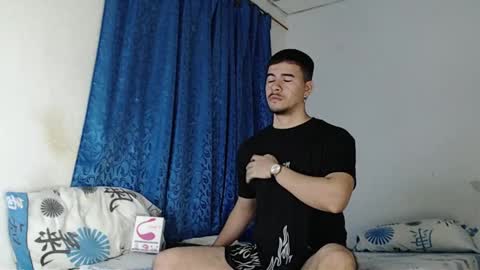 Snapshot of jeycob_happy97 chatting on 01.31.25 Juan David online show from 01.31.25