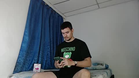 Snapshot of jeycob_happy97 chatting on 03.11.25 Juan David online show from 03.11.25