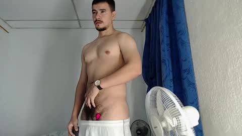 Juan David online show from 12.17.25