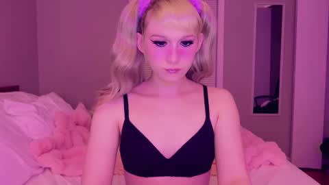 Snapshot of jeylababe chatting on 09.20.25   online show from 09.20.25