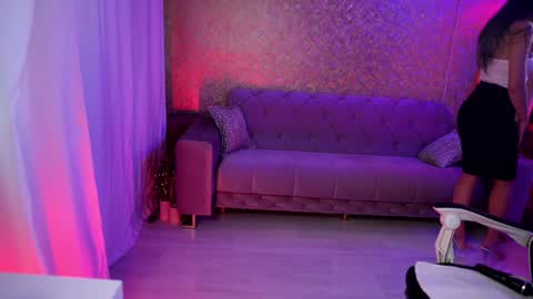 Snapshot of jeyssy69 chatting on 01.29.25 Jeyssy also Andra online show from 01.29.25