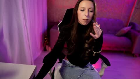 Snapshot of jeyssy69 chatting on 02.01.25 Jeyssy also Andra online show from 02.01.25