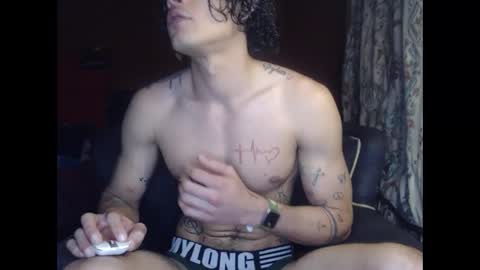 Snapshot of jffer_slhom chatting on 10.28.25 jffer_slhom online show from 10.28.25