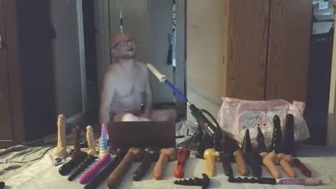 Snapshot of jghosty69 chatting on 10.26.25 Nasty Cumslut online show from 10.26.25